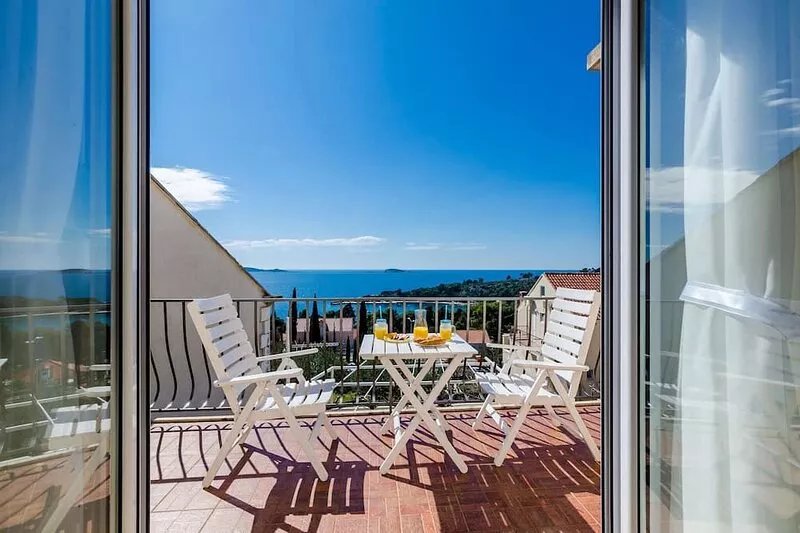 Apartments Knego - One Bedroom Apartment with Balcony and Sea View