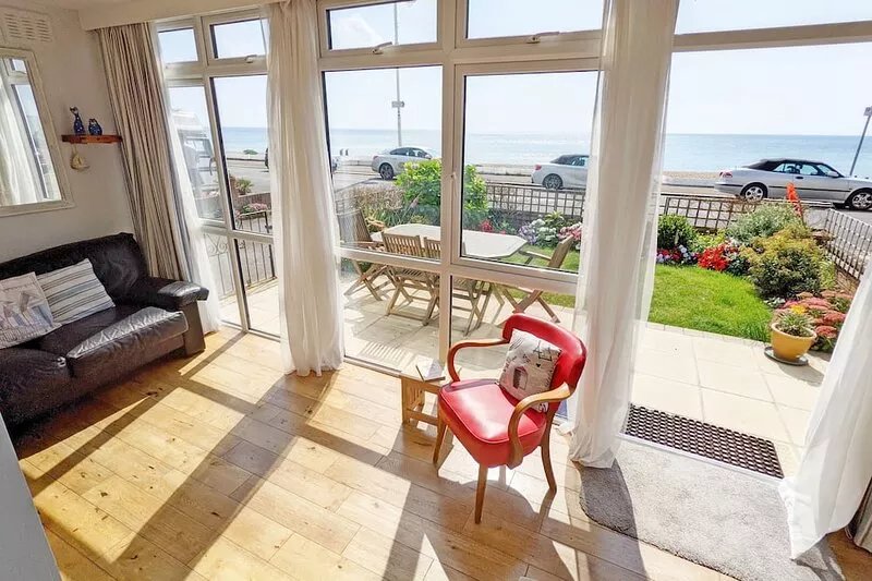Stonesthrow - Bognor Regis -  a flat that sleeps 4 guests  in 2 bedrooms