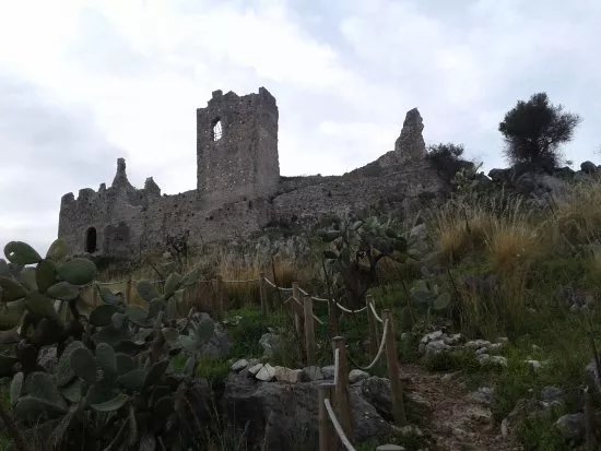 Ruderi di Cirella