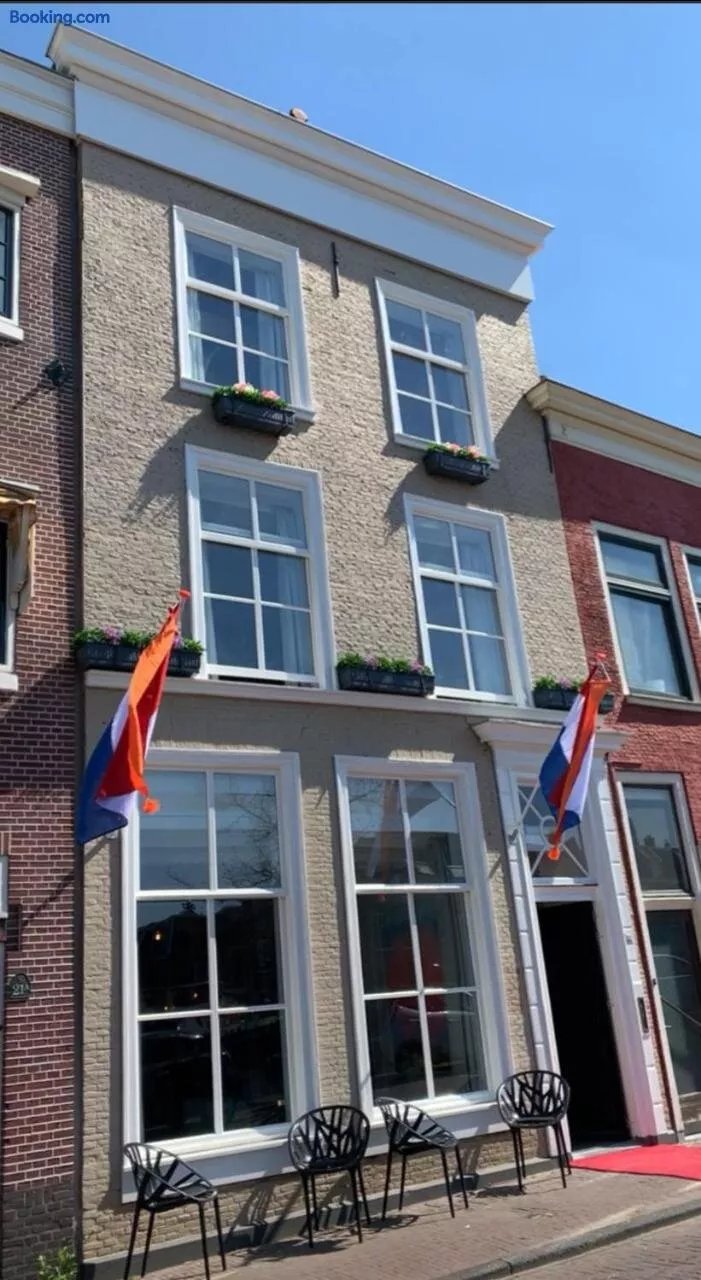 The Harbour Leiden B&B
