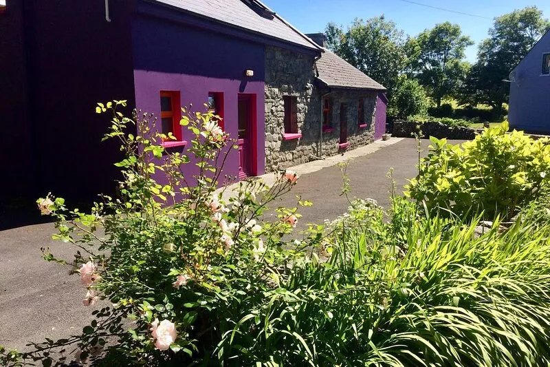 Beautiful Aisling Cottage, Dooneen, Burren, along the Wild Atlantic wa Co. Clare