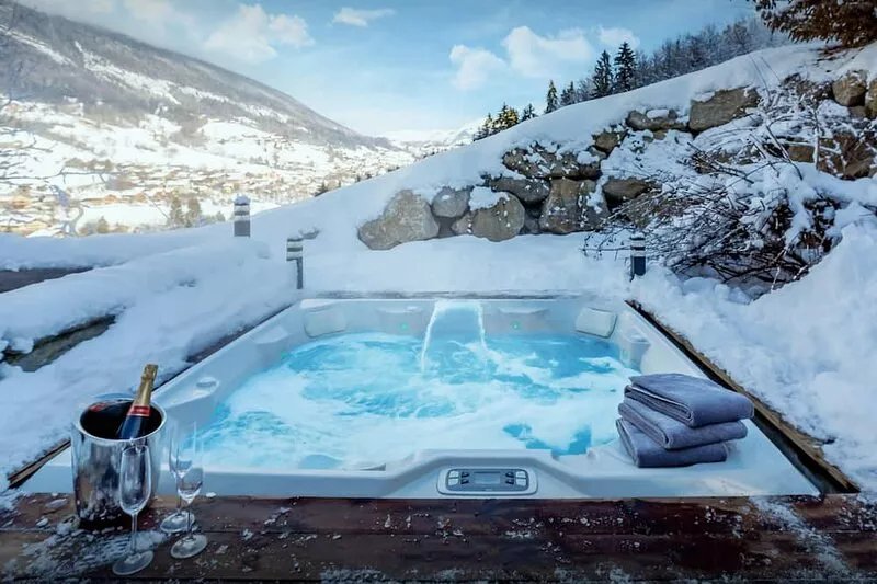 Chalet Colombine - luxury base 15p indoor pool & spa, cinema - OVO Network