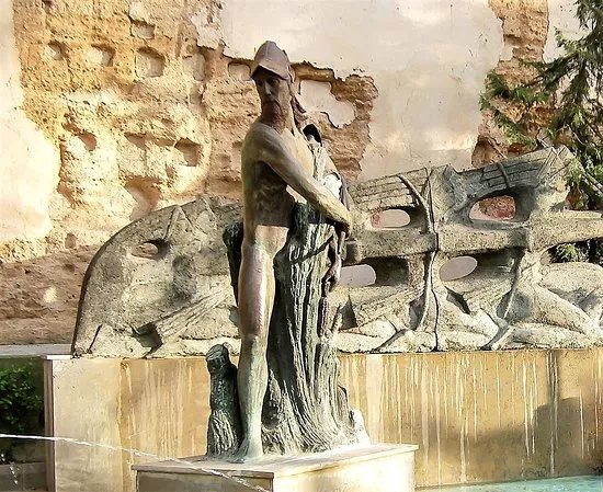 Fuente del monumento de Alvar Nunez 'Cabeza de Vaca'