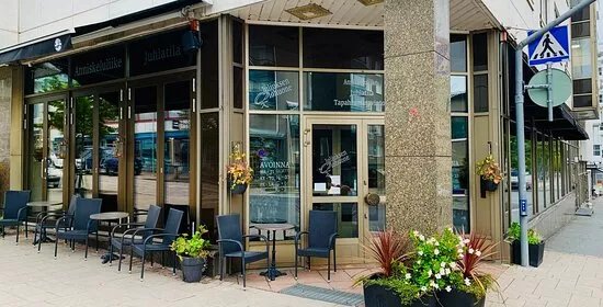 Noora's Wine Bar