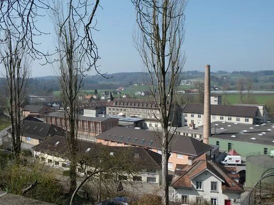 Historische Papiermaschine PM1