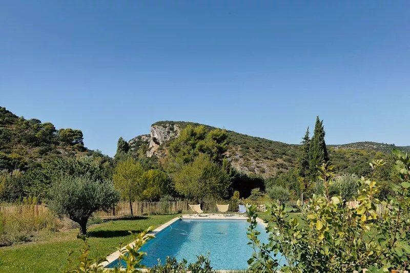 Terrace apartment at the foot of the Luberon hills in Lourmarin