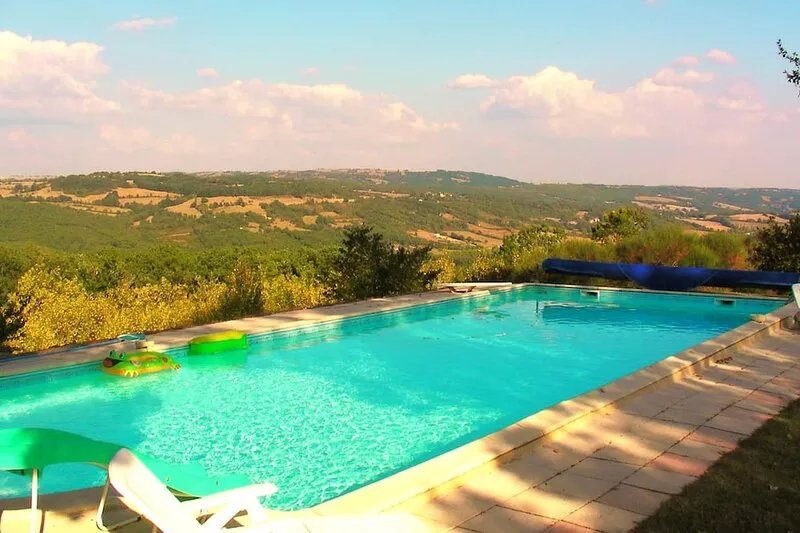 Beautiful Stone Farmhouse with large Private Swimming Pool and Stunning Views