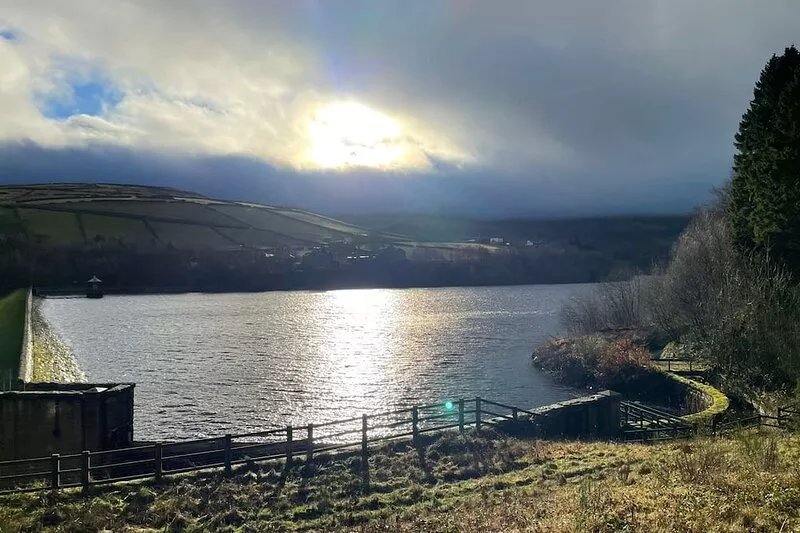 Traditional cottage with stunning views and walks on the doorstep.