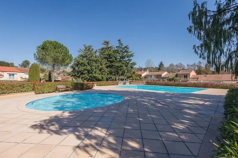 Charming French Riviera villa - 3 bedrooms 2 bathrooms Swimming pool Wifi