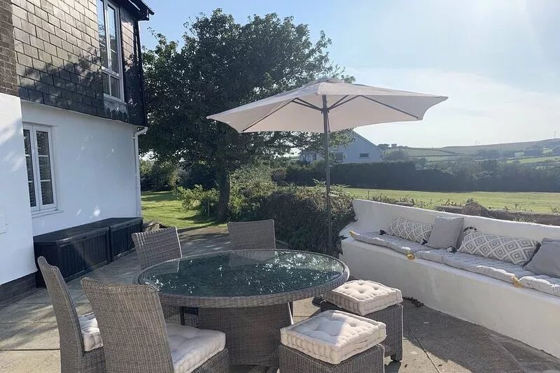 Abersoch house. stunning 4 bedroom home, 10 minute walk to Abersoch beach