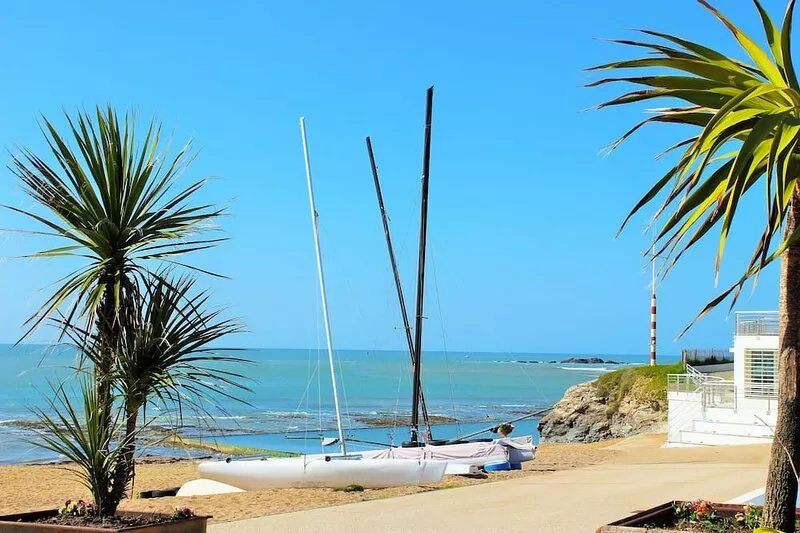 House 300 m from Boisvinet beach in ST GILLES CROIX DE VIE