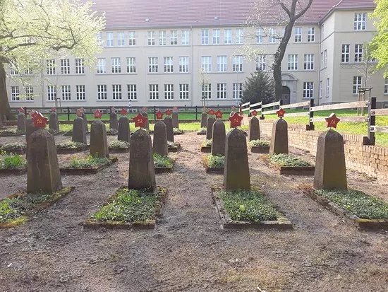 Sowjetischer Friedhof