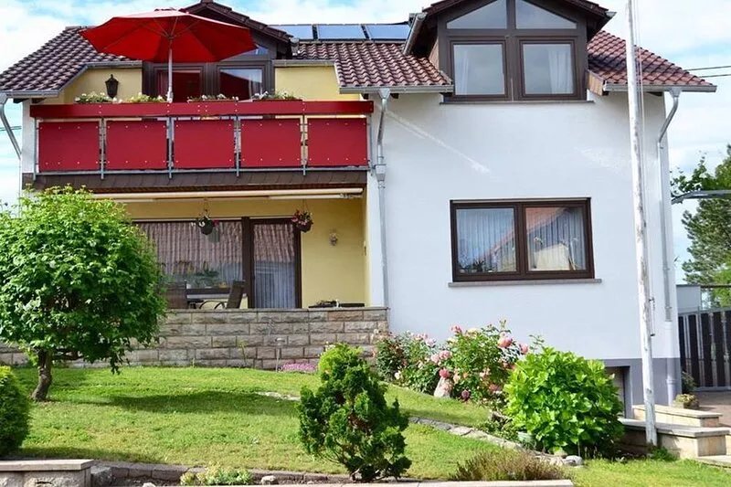Fewo hunter - apartment, shower and bath, toilet, 3 bedrooms