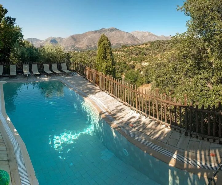 Private villa with private pool and amazing view in an unspoilt environment