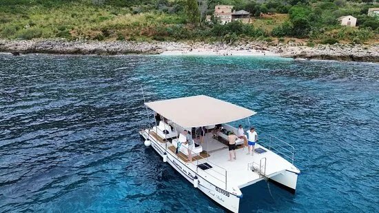 Catamarano Lionel Richie