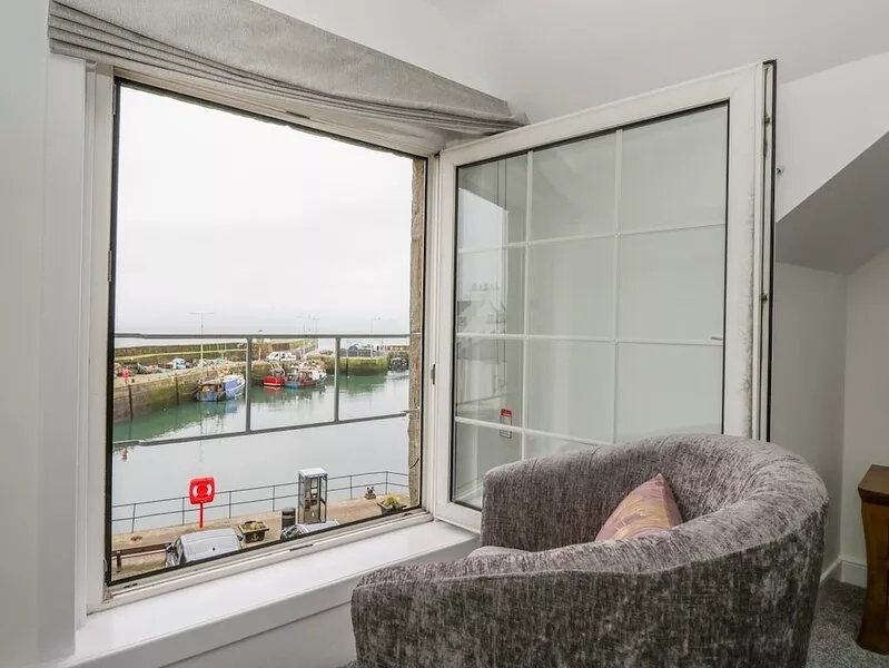 MAIMIE’S HARBOURVIEW, pet friendly in Pittenweem