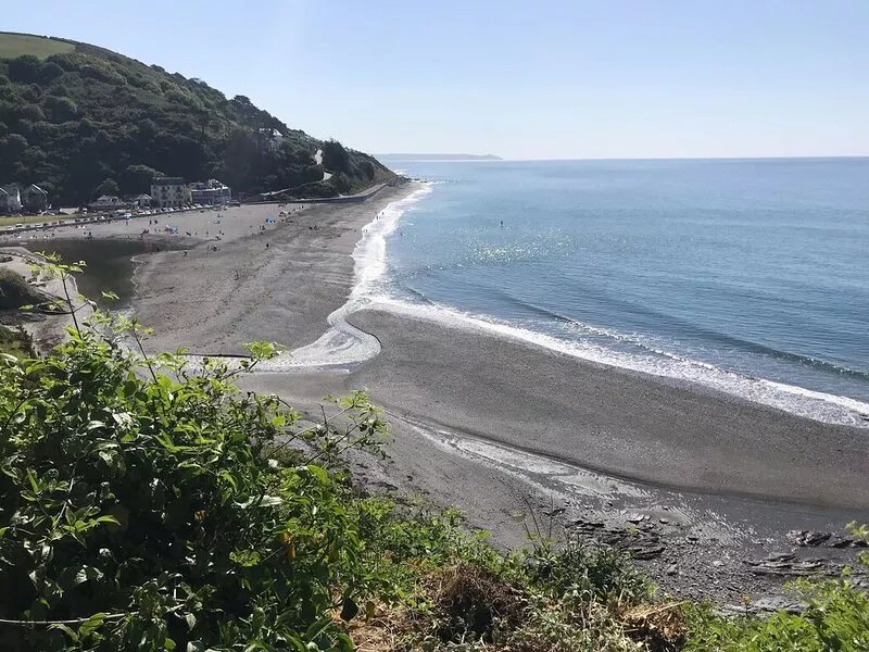 Crellas Beach Apartment, Seaton, Cornwall