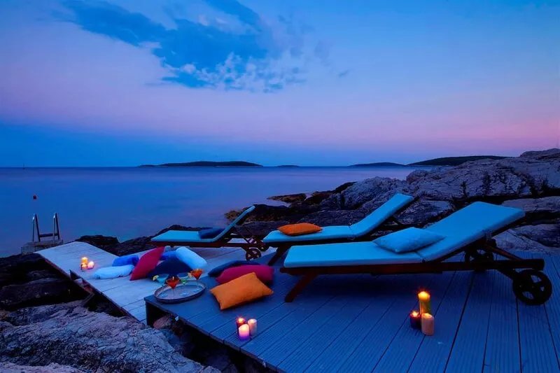 CHIC Vis - Villa Tempera - BEACHFRONT , WiFi Boat Mooring , 1200 m2 Olive garden