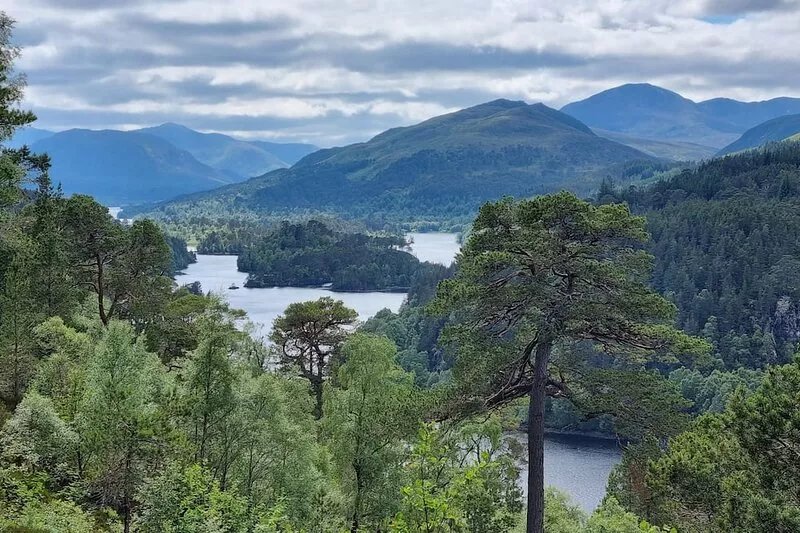 Rose Cottage City Centre -  private vehicle tours to Skye, Glencoe etc