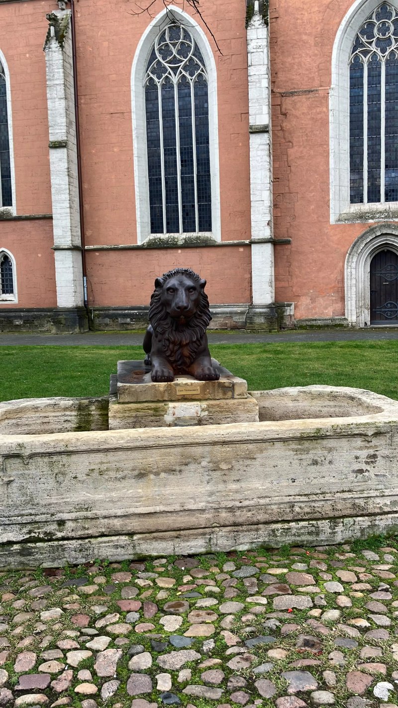 Lowenbrunnen