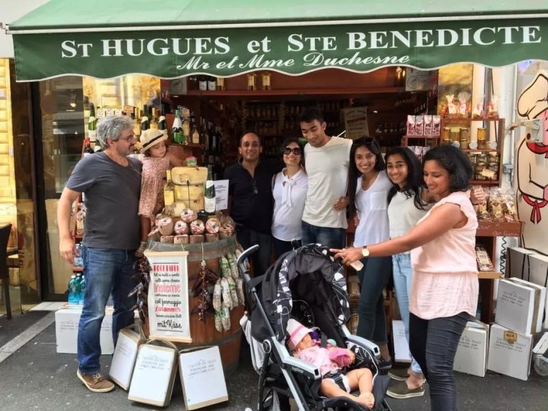 Saint Hugues Et La Brebis A Cinq Pattes