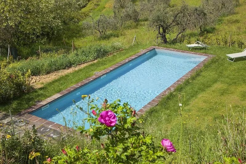 Tuscany Chianti: 20 min to Florence wifi, wine, stunning view.!