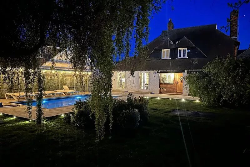 250m from the beach with a private heated pool!