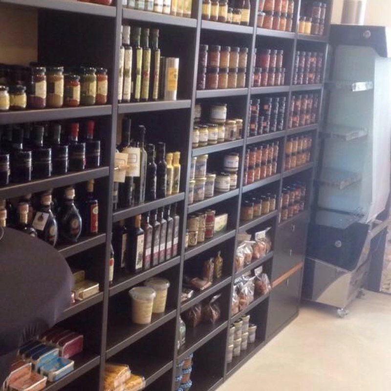 Delicious Store