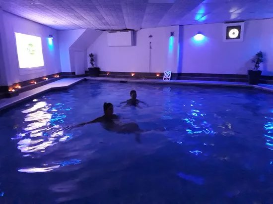 Reform Health Club