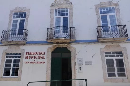 Biblioteca Municipal de Redondo