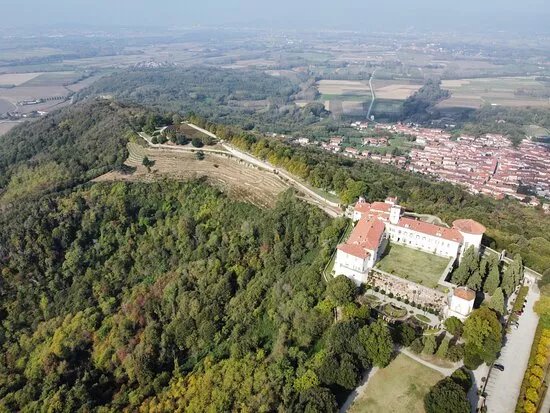Castello e Parco di Masino