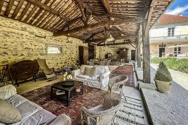 Lovely house in the center of the village