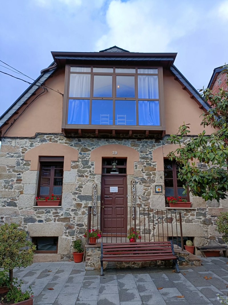 Albergue Compostela
