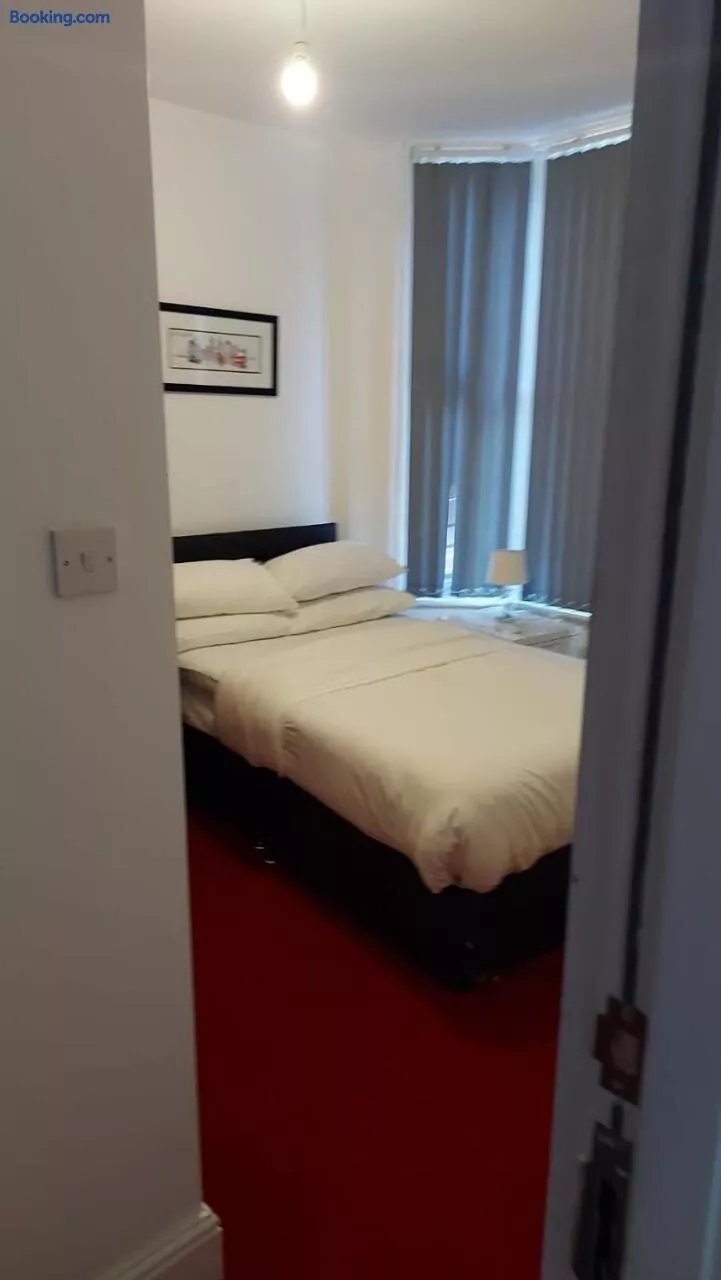 MidTown GuestHouse