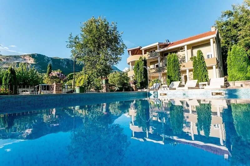 Paradise Villa Besha With Private Swimming Pool