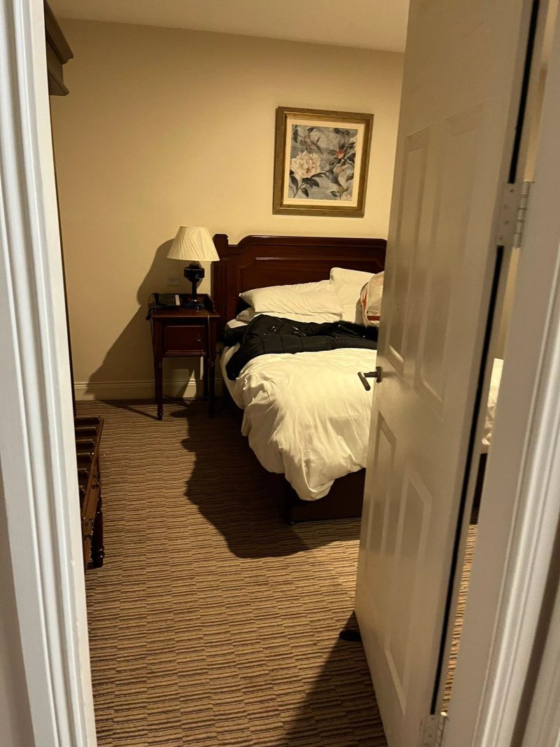 Mcsweeney Arms Hotel