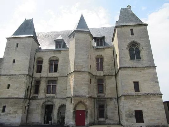 Chateau Des Ducs