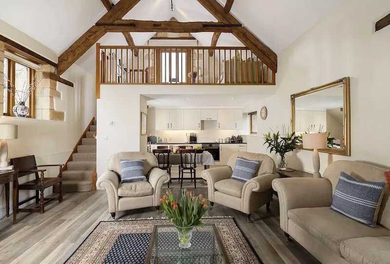 In the Windrush Valley, this property offers the utmost peace and tranquillity.