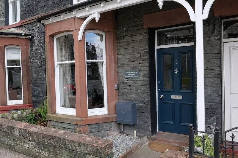 Mona House - a pet-free, family/group friendly house in central Keswick