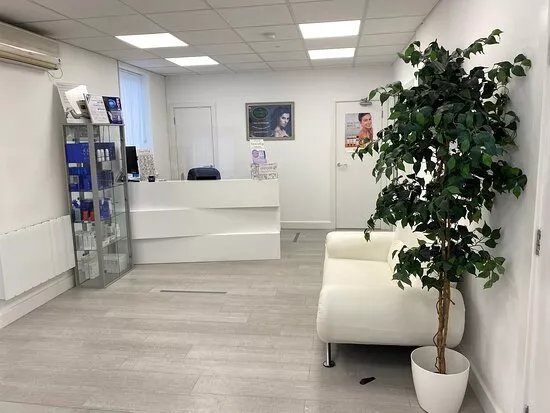 The Cosmetic Clinic