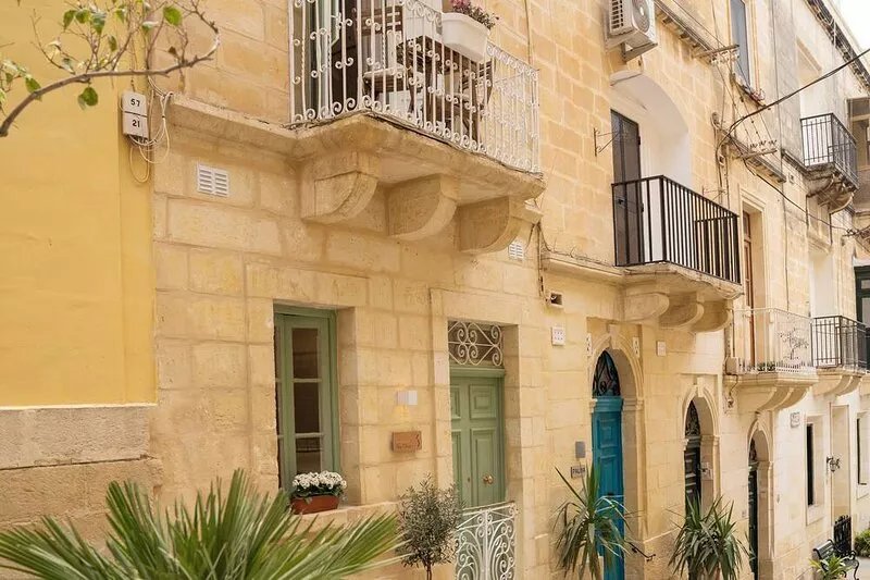 The Olive 3 - Traditional Maltese Accommodation - 2 Bedrooms With Ensuite