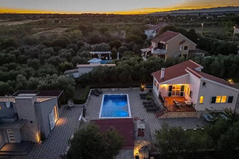 Countryside villa in Polaca with private pool