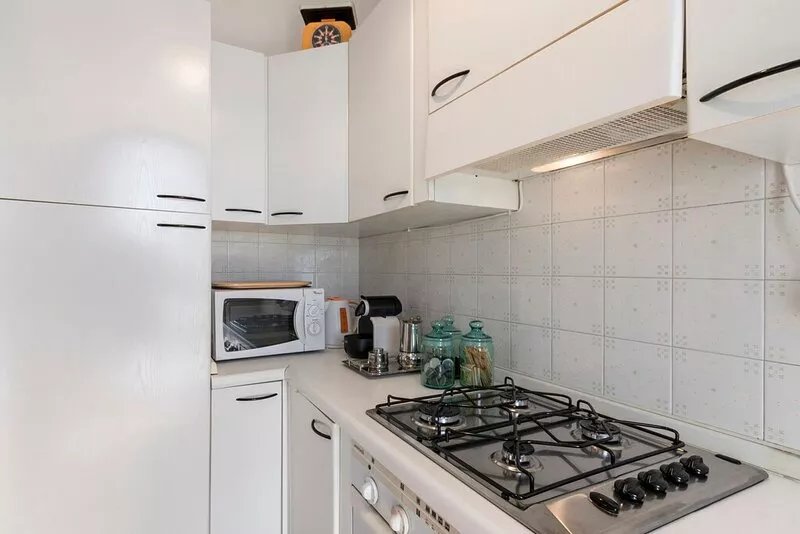 Apartment 'La Maison De Mely' with Private Terrace, Wi-Fi and Air Conditioning