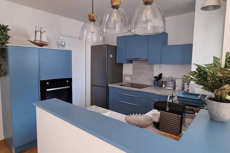 Very Nice 2 Bedroom Apartment in the Heart of Concarneau - Balcony - Parking