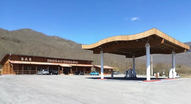 Petrol Volo - Stazione di Servizio Bar Enogastronomia