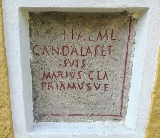 Romische Grabinschrift beim Haus Dellach 103