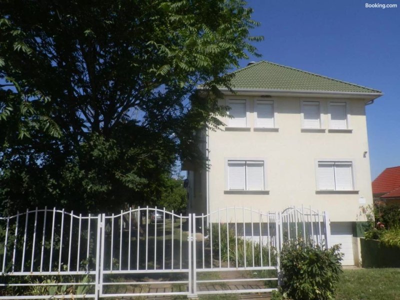 Aquaparti Apartmanok Hajduszoboszlo