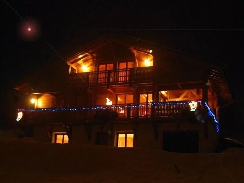 Luxury chalet in the Savoie, typical of the Beaufortain area -classified 4