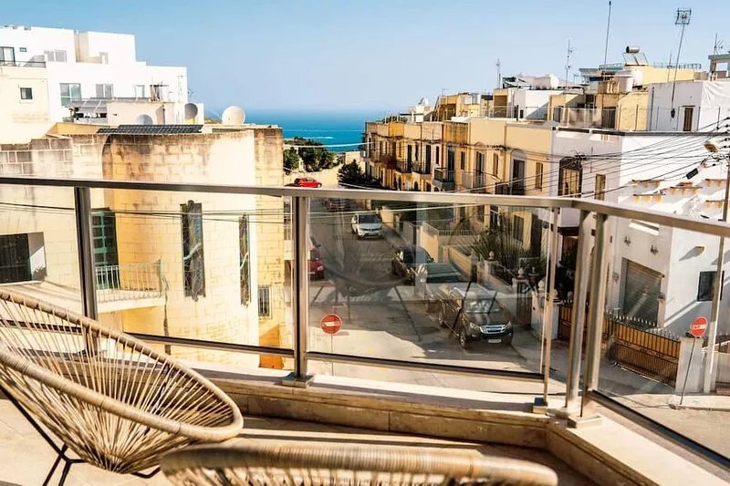 Stylish Retreat in a Charming Maltese Village