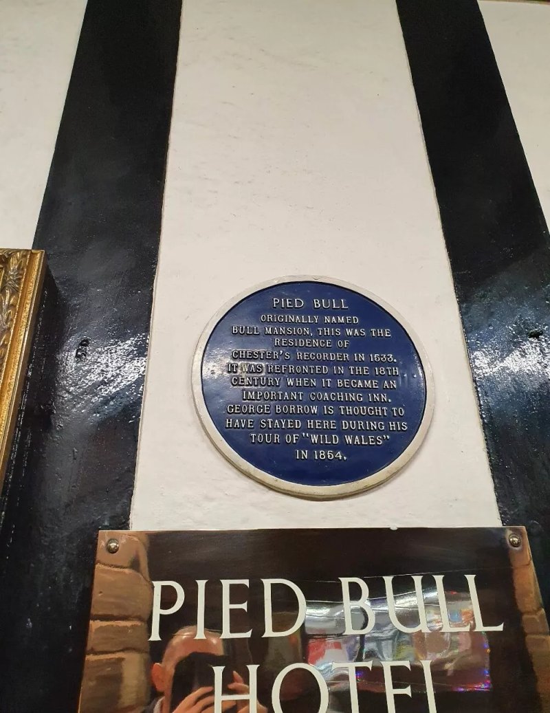 Pied Bull Building Blue Plaque